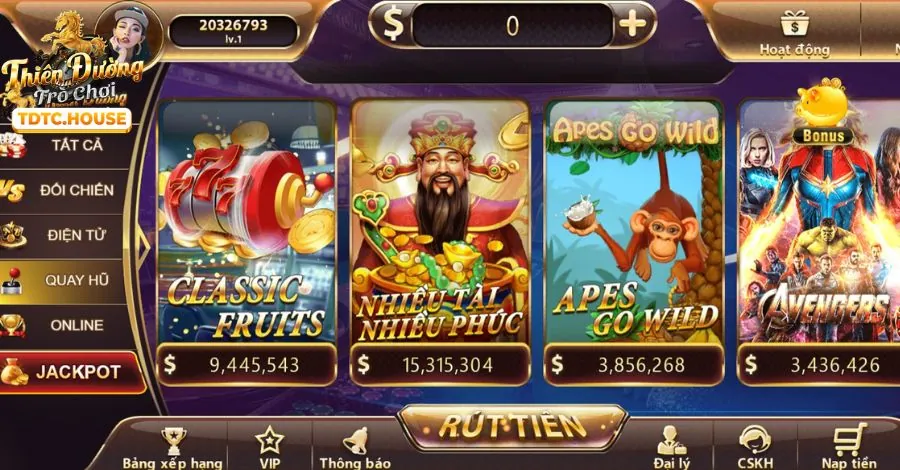 Hình ảnh các máy slot với biểu tượng jackpot lớn, thể hiện sự đa dạng của game slot trên hi8.